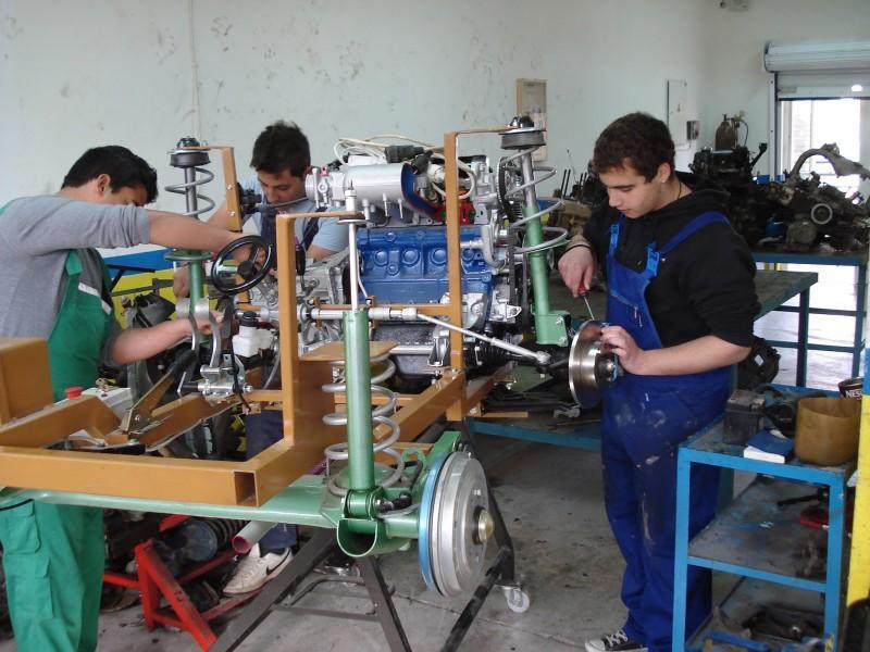 Σύνδεσμος Βιομηχανιών Ελλάδος: Τι αλλαγές προτείνει για την Επαγγελματική Εκπαίδευση