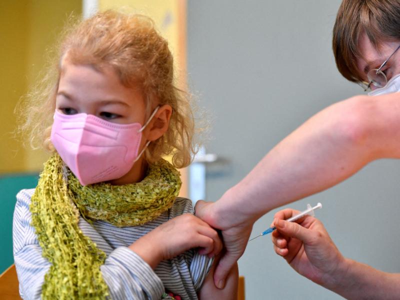 Κορoνοϊός: Εγκρίθηκε το εμβόλιο της Moderna για παιδιά ηλικίας 6-11 ετών