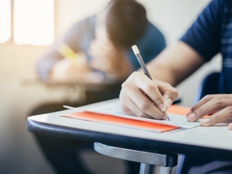 Υπουργείο Παιδείας: Οι διαδικασίες και οι όροι εξέτασης των μαθημάτων στις Προαγωγικές Εξετάσεις Α΄και Β΄Λυκείου
