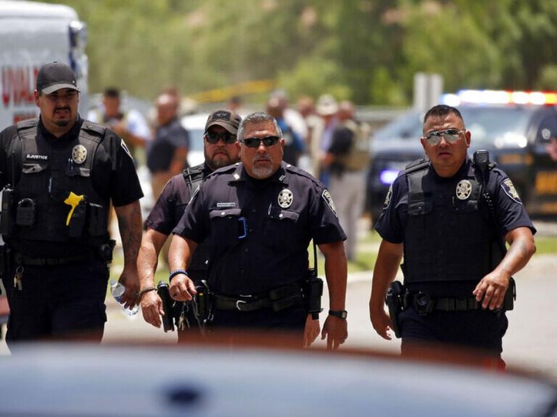 Μακελειό σε σχολείο στο Τέξας: Παιδιά καλούσαν το 911 και η αστυνομία περίμενε έξω