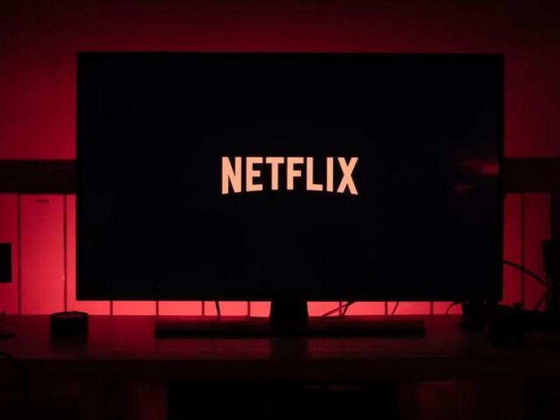Μενδώνη κατά Netflix: Εξαιρετικά κακής ποιότητας μυθοπλασία η σειρά για τον Μέγα Αλέξανδρο