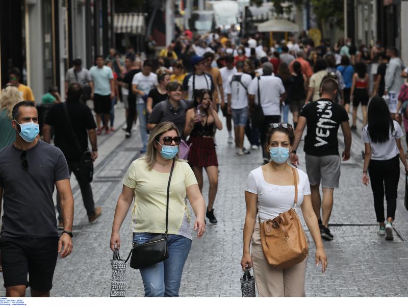 Κορονοϊός-Εξαδάκτυλος: «Μπορεί να ξαναγίνουν υποχρεωτικές οι μάσκες»