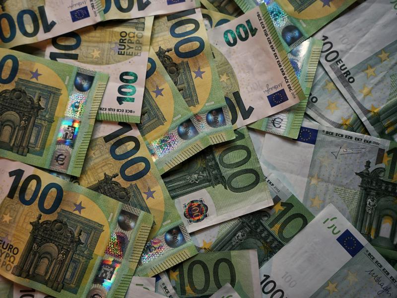 ΔΥΠΑ: Από σήμερα οι αιτήσεις για το ειδικό εποχικό επίδομα έως 1.219,50 ευρώ 