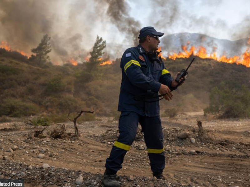 Εθελοντές πυροσβέστες: Ανοικτές οι αιτήσεις- Αναλυτικά τα δικαιολογητικά και οι προϋποθέσεις