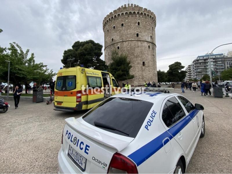 Σοκ στη Θεσσαλονίκη: Νεκρός ο άνδρας που έπεσε από τον Λευκό Πύργο