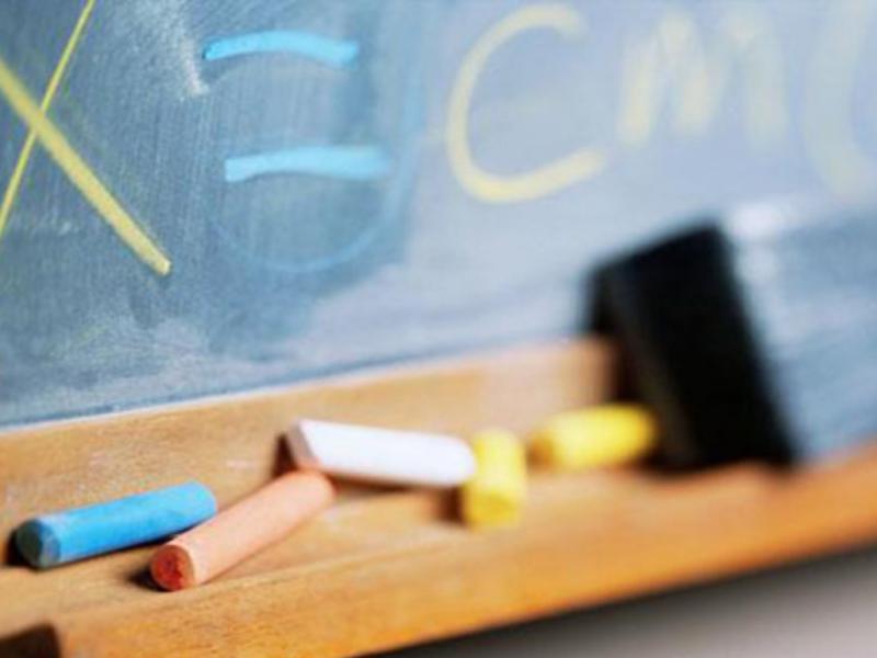 «Το υπουργείο Παιδείας πυροδοτεί το κλίμα στα σχολεία»