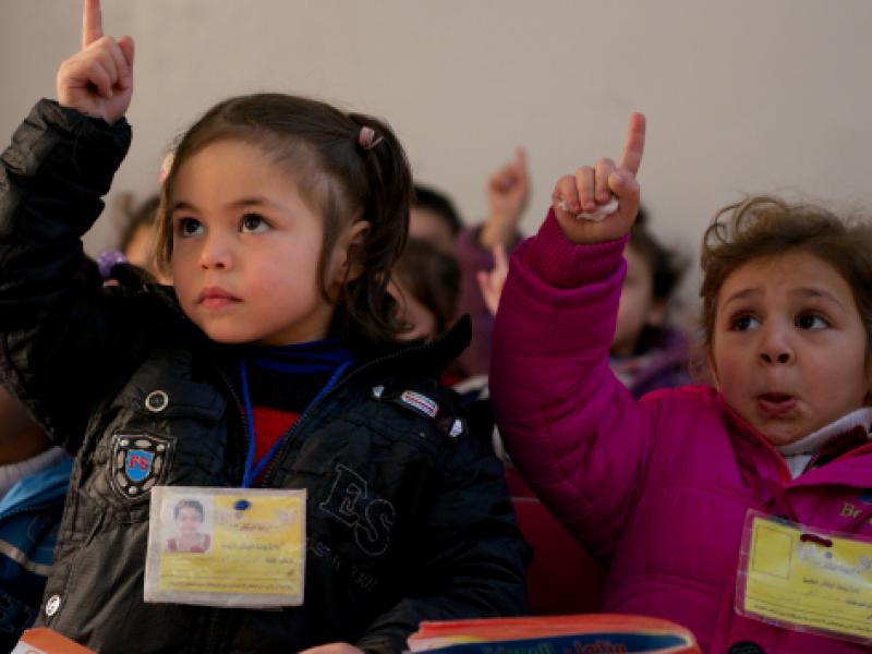 Κανένας αποκλεισμός από τη Δημόσια Εκπαίδευση - Όλα τα προσφυγόπουλα στα πρωινά δημόσια σχολεία