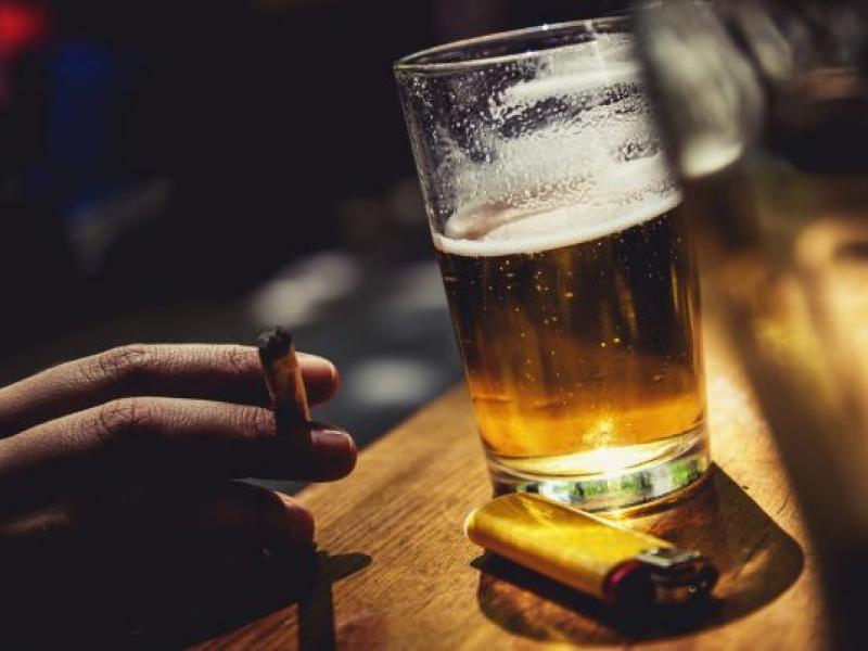 Αλκοόλ: Πόσο κινδυνεύει το συκώτι;