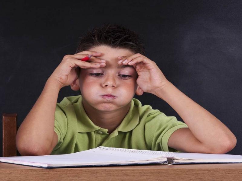 Άγχος και φόβος για το σχολείο: Πώς το εκδηλώνει το παιδί 