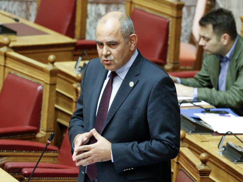 Κορονοϊός: Ο Β. Διγαλάκης απαντά στη Βουλή για τη λειτουργία των ΑΕΙ (Live)