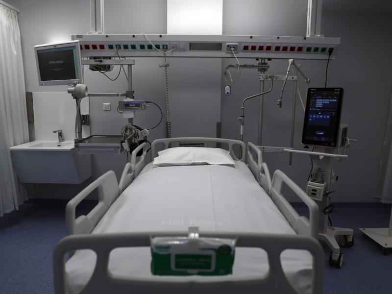 Νοσοκομείο Σωτηρία: «Ή θα χειρουργηθείτε σε 2 χρόνια χωρίς να πληρώσετε ή με 2.000 ευρώ άμεσα»