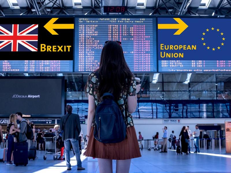 Brexit: Τέλος στα ταξίδια με ταυτότητα στο Ηνωμένο Βασίλειο