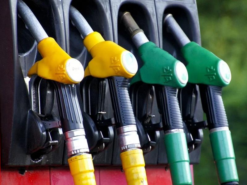 Πετρέλαιο: Υποχωρεί κατά 5% η τιμή