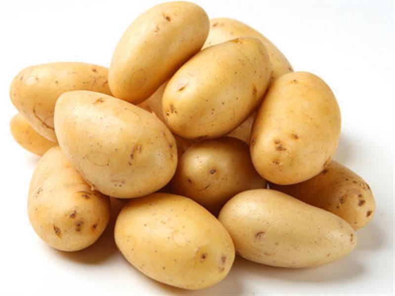 Πως μπορείτε να ξεφλουδίσετε τις πατάτες εύκολα και γρήγορα