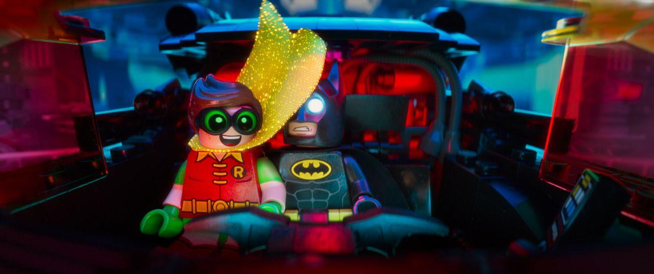 Ο Batman είναι πιο kinky σε LEGO αποχρώσεις