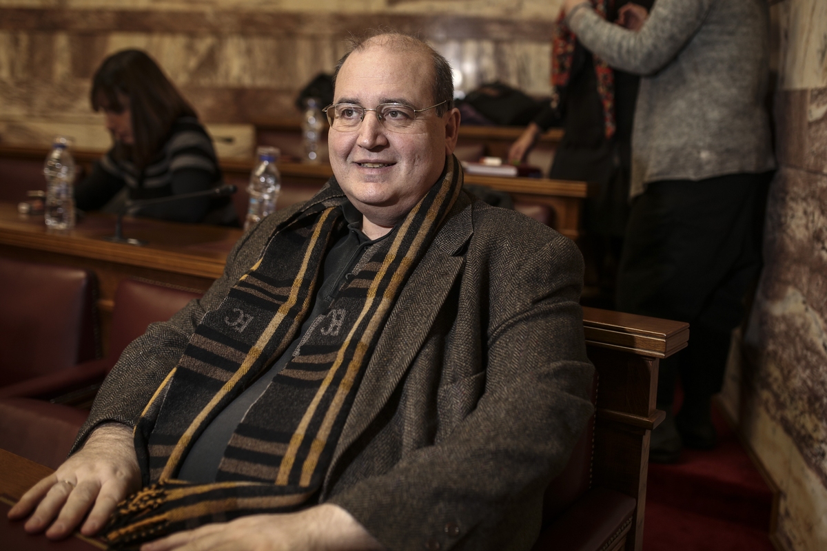 nikos-filis-vouli.jpg nikos-filis-vouli