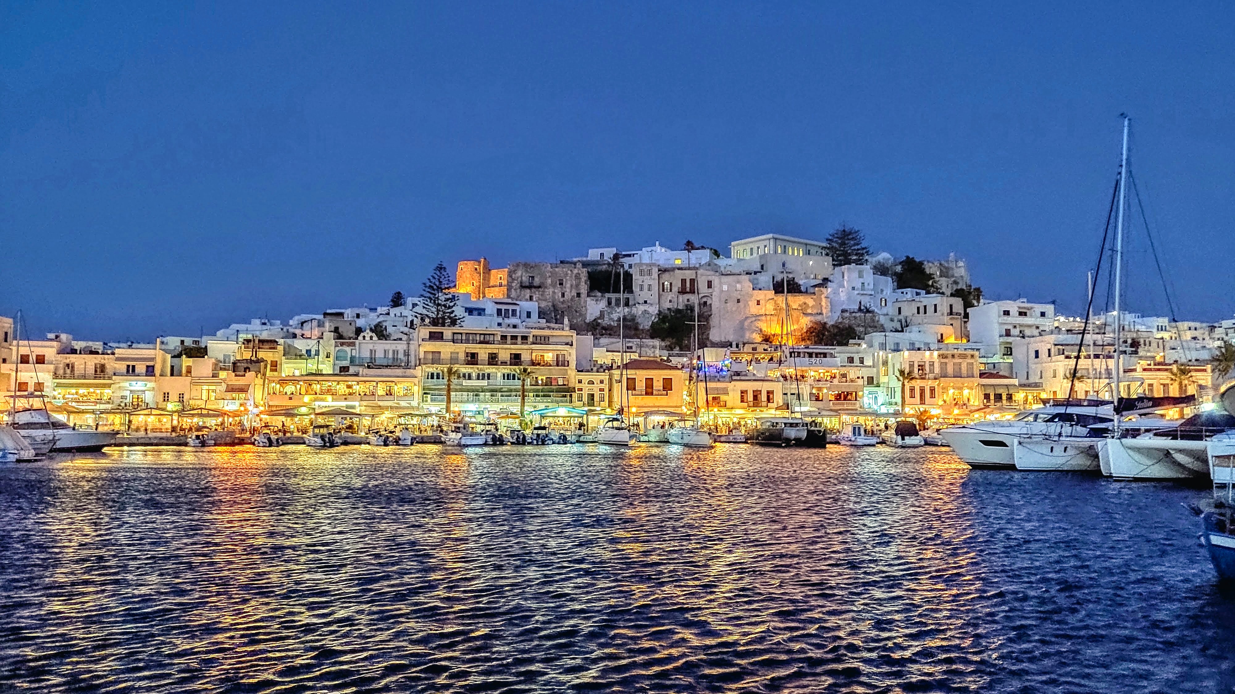 naxos.jpg naxos.jpg