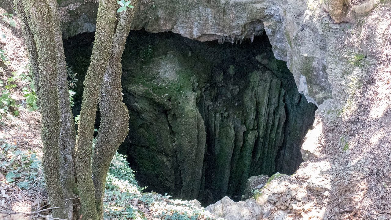 trypa_tatarnas.jpg τρυπα ταρτανασ