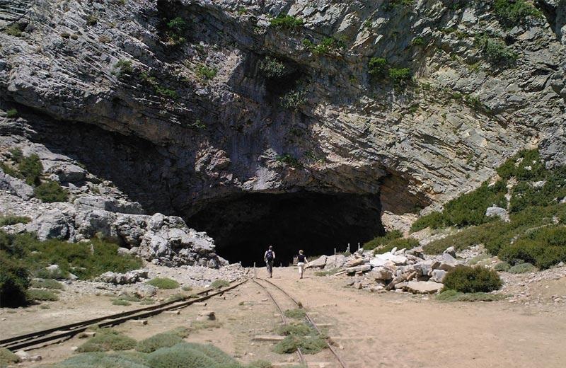 σπήλαιο