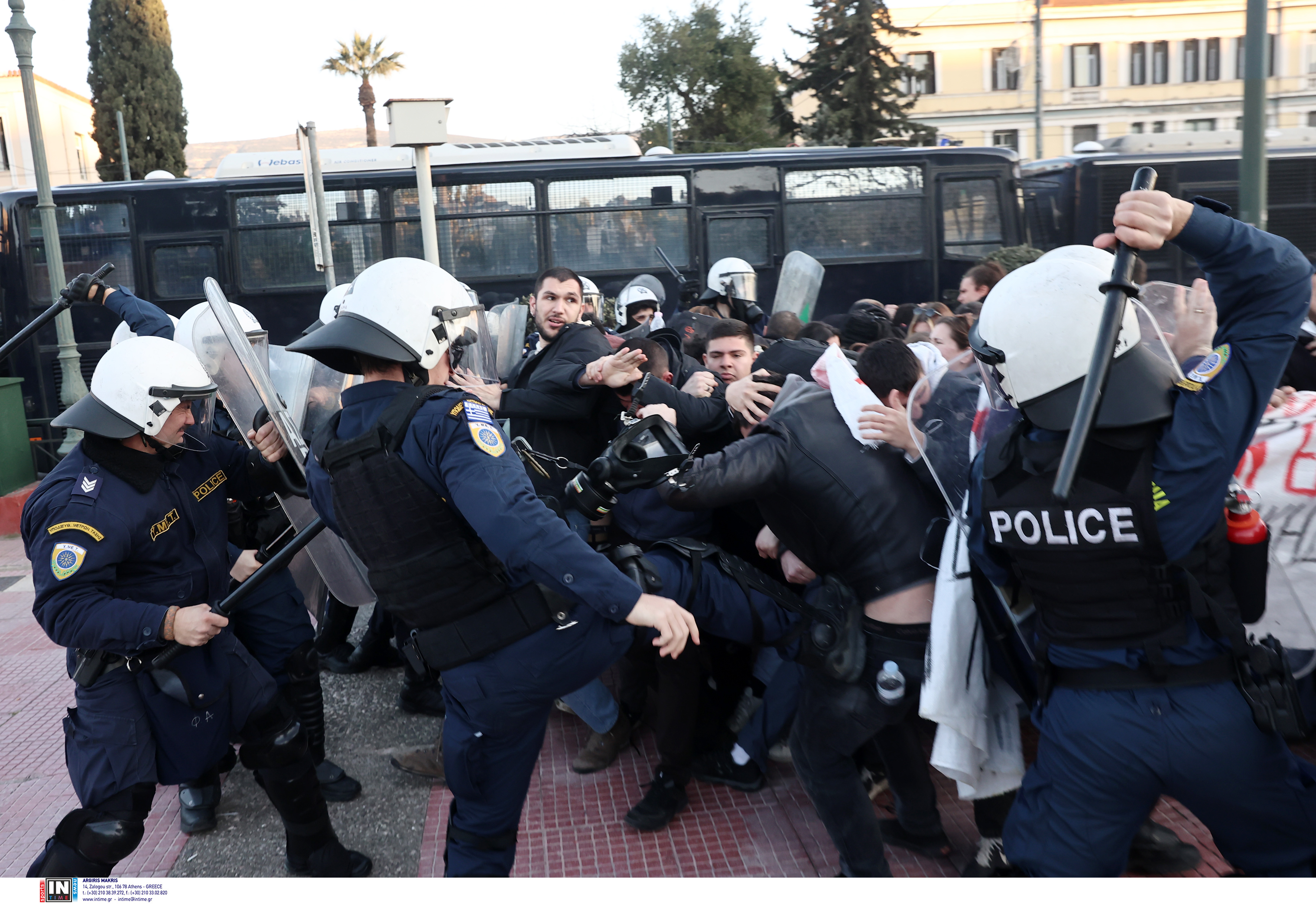 αστυνομική βία αστυνομική βία