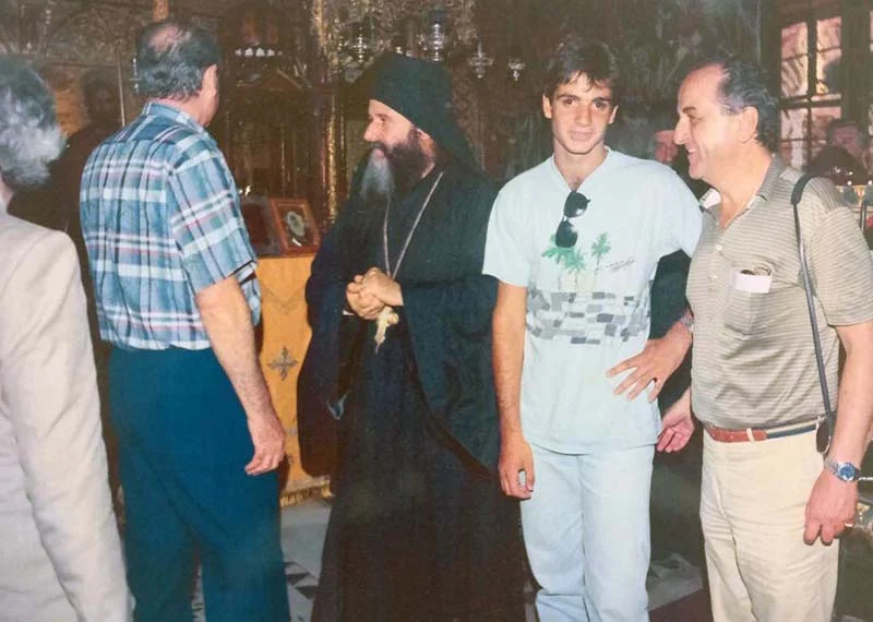 mits.jpg Όταν ο Μητσοτάκης επισκέφθηκε για πρώτη φορά το Άγιο Όρος, σε ηλικία 18 ετών