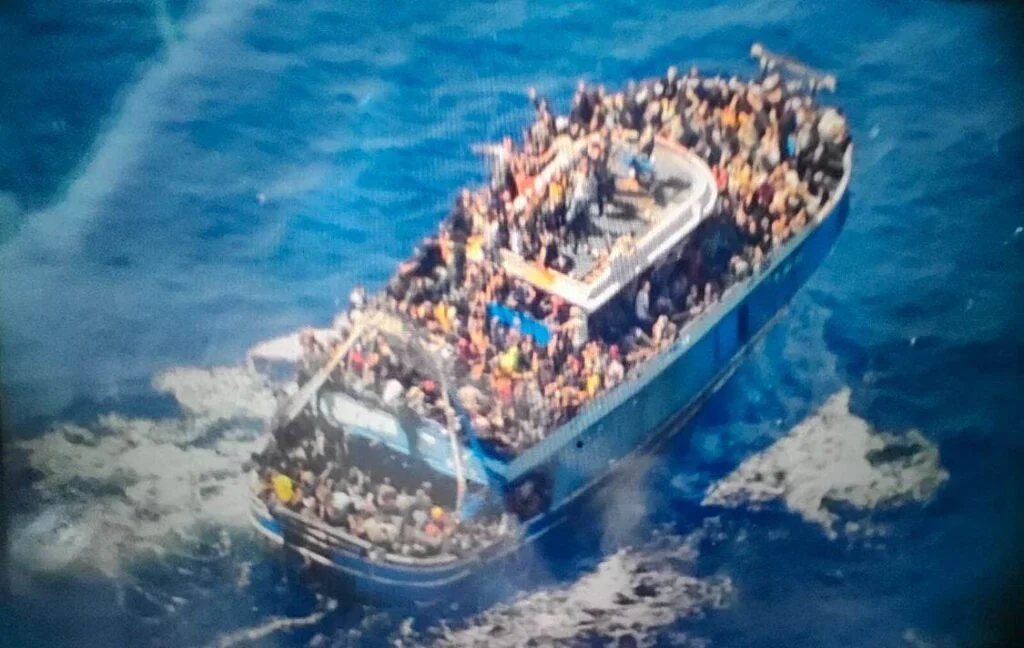 metsanastes.jpg Συγκλονιστικές εικόνες λίγο πριν από το ναυάγιο στην Πύλο - Στους 79 οι νεκροί