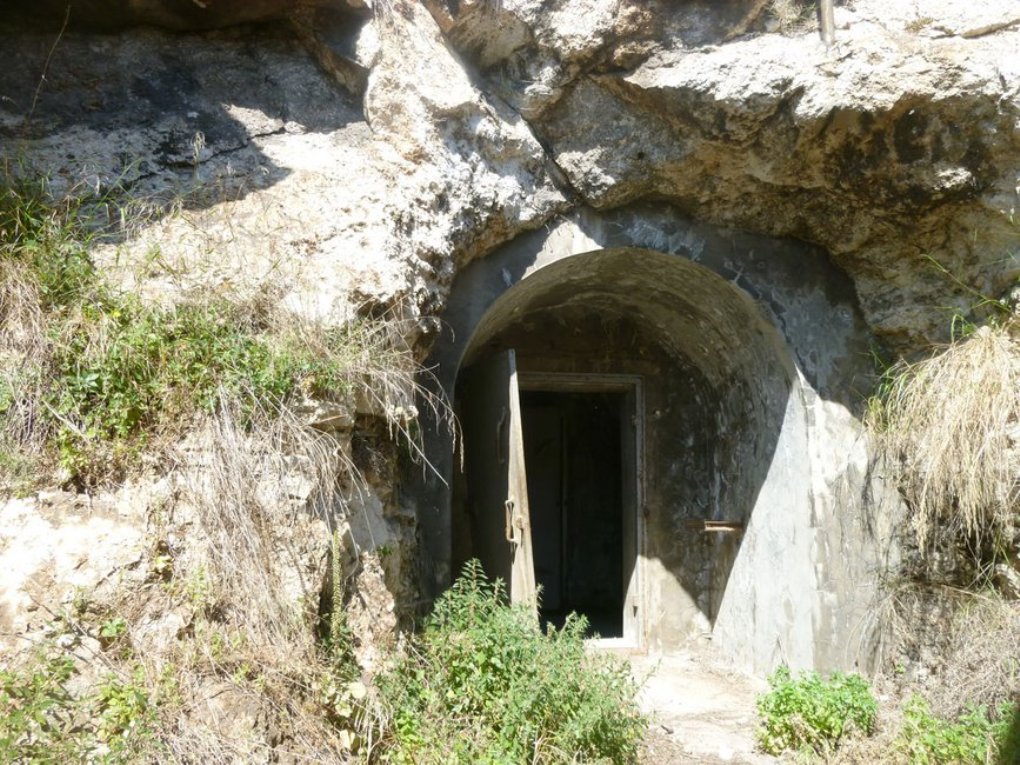 katafygio.jpg καταφύγιο