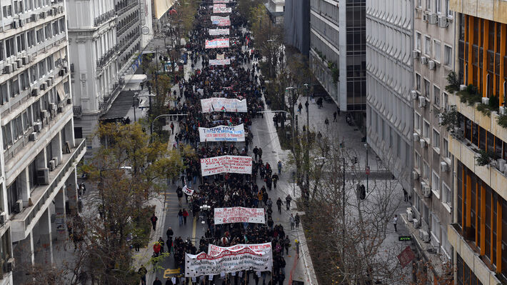 φοιτητες 25 1