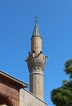 minares