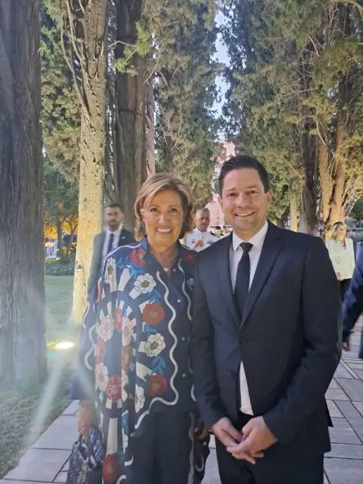siasos4.jpg siasos