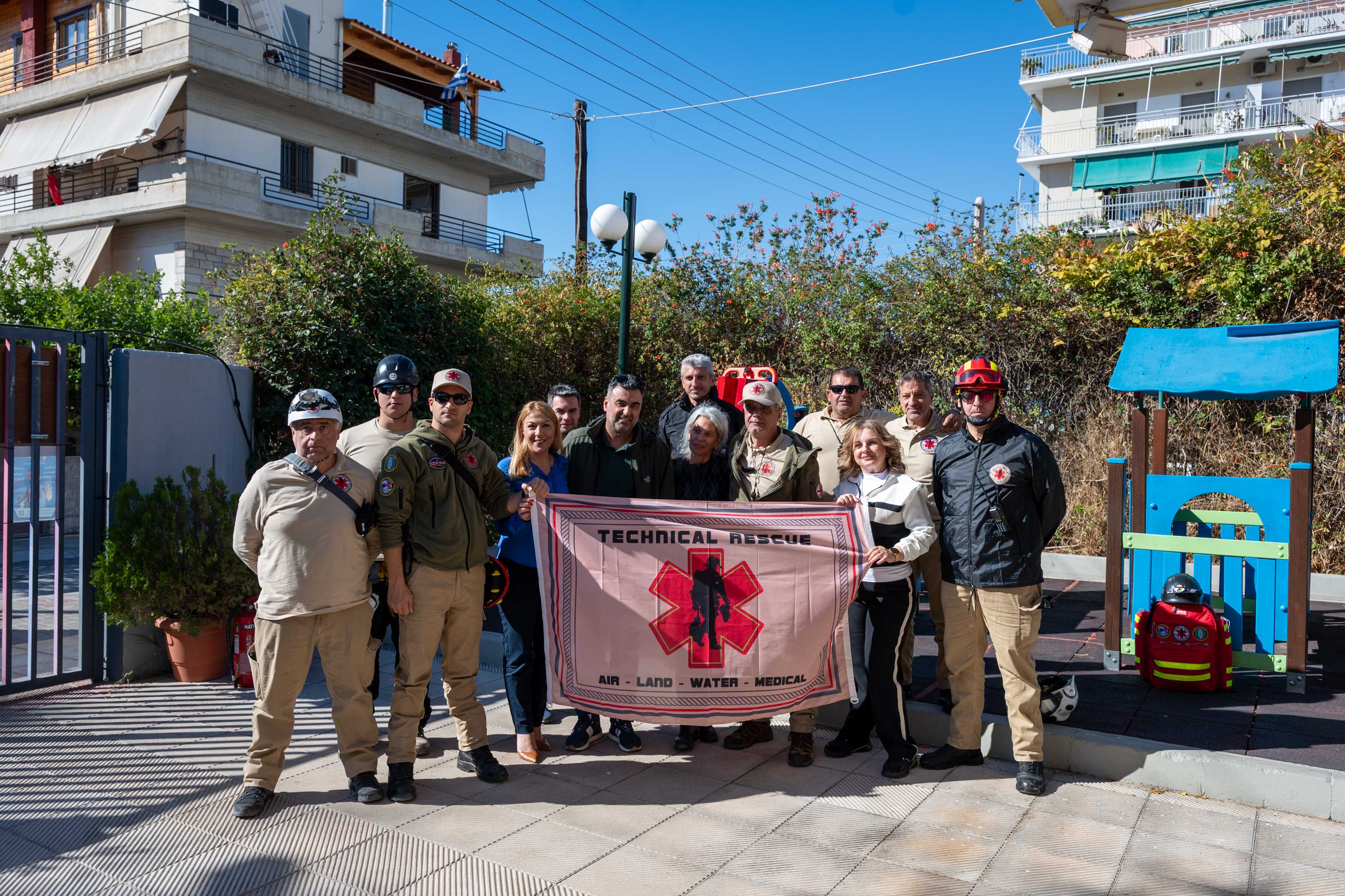 lampirisv_49_of_50.jpg Άσκηση σεισμού σε νηπιαγωγείο