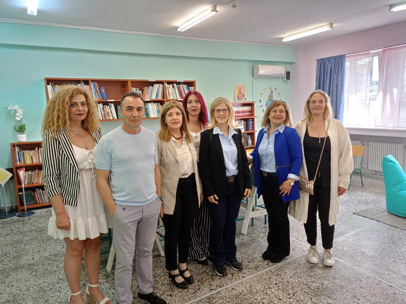 sxoleio_egkainia.jpg σχολείο