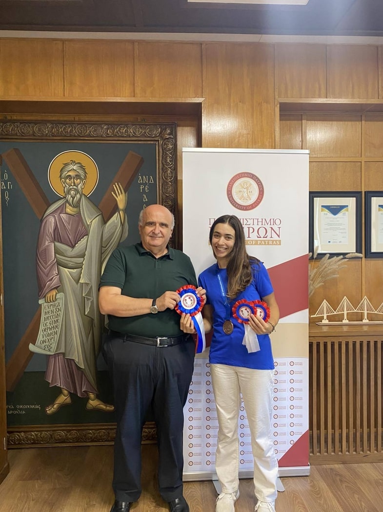 η φοιτήτρια της Ιατρικής Σχολής, Καμπέρου Θανούλα – Δανάη, ανέβηκε στο βάθρο κατακτώντας χάλκινο μετάλλιο στους Βαλκανικούς Αγώνες Υπερπήδησης Εμποδίων