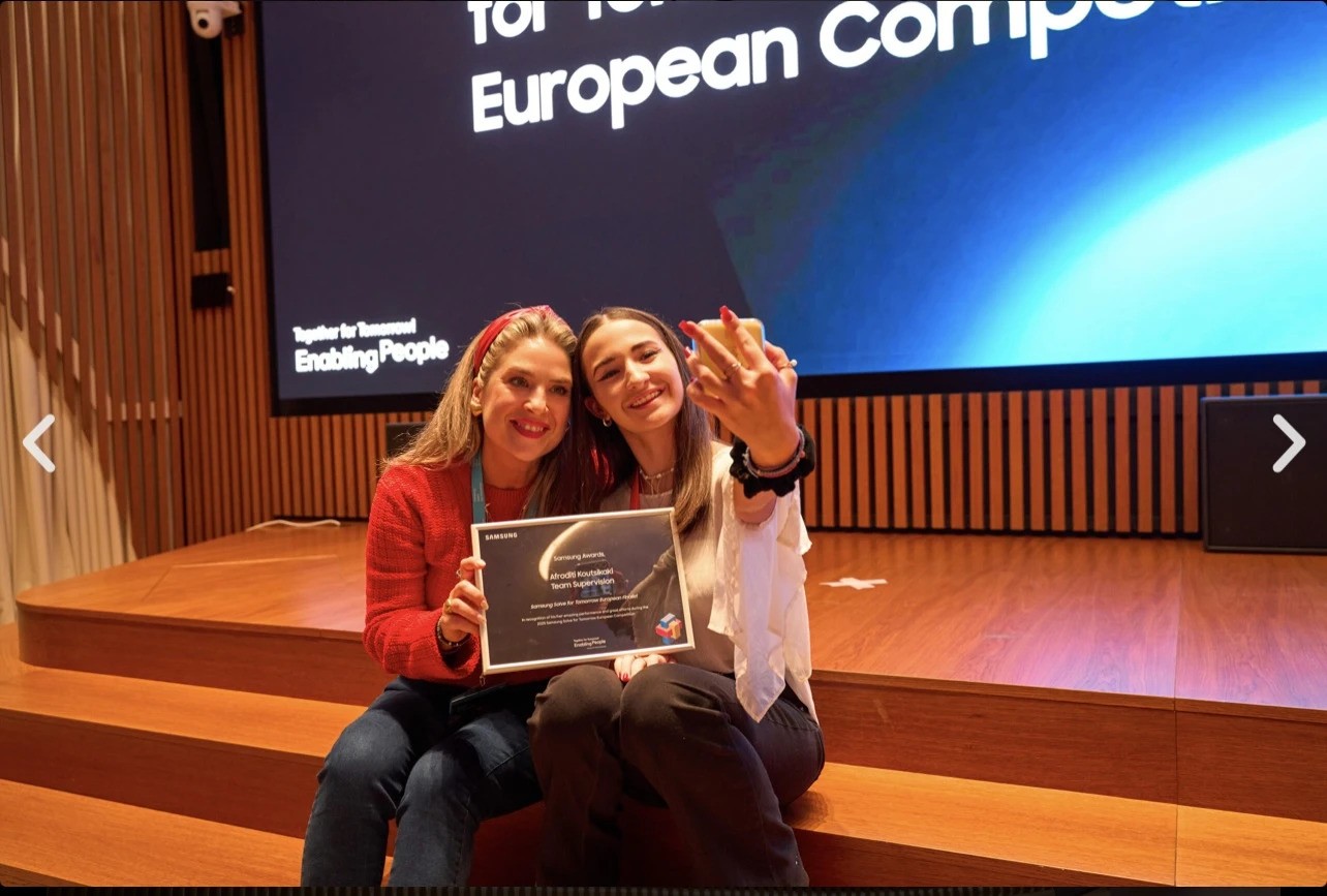 mathitries.jpg μαθητριες