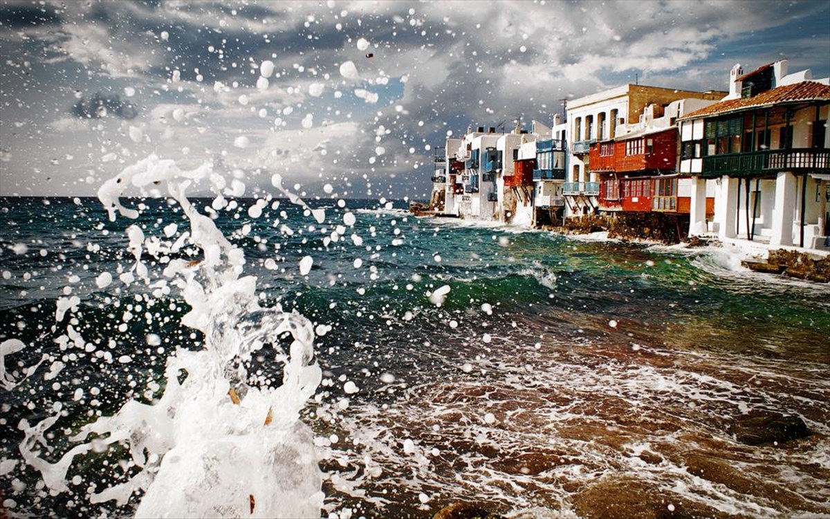 mukonos-xeimonas.jpg Μύκονος