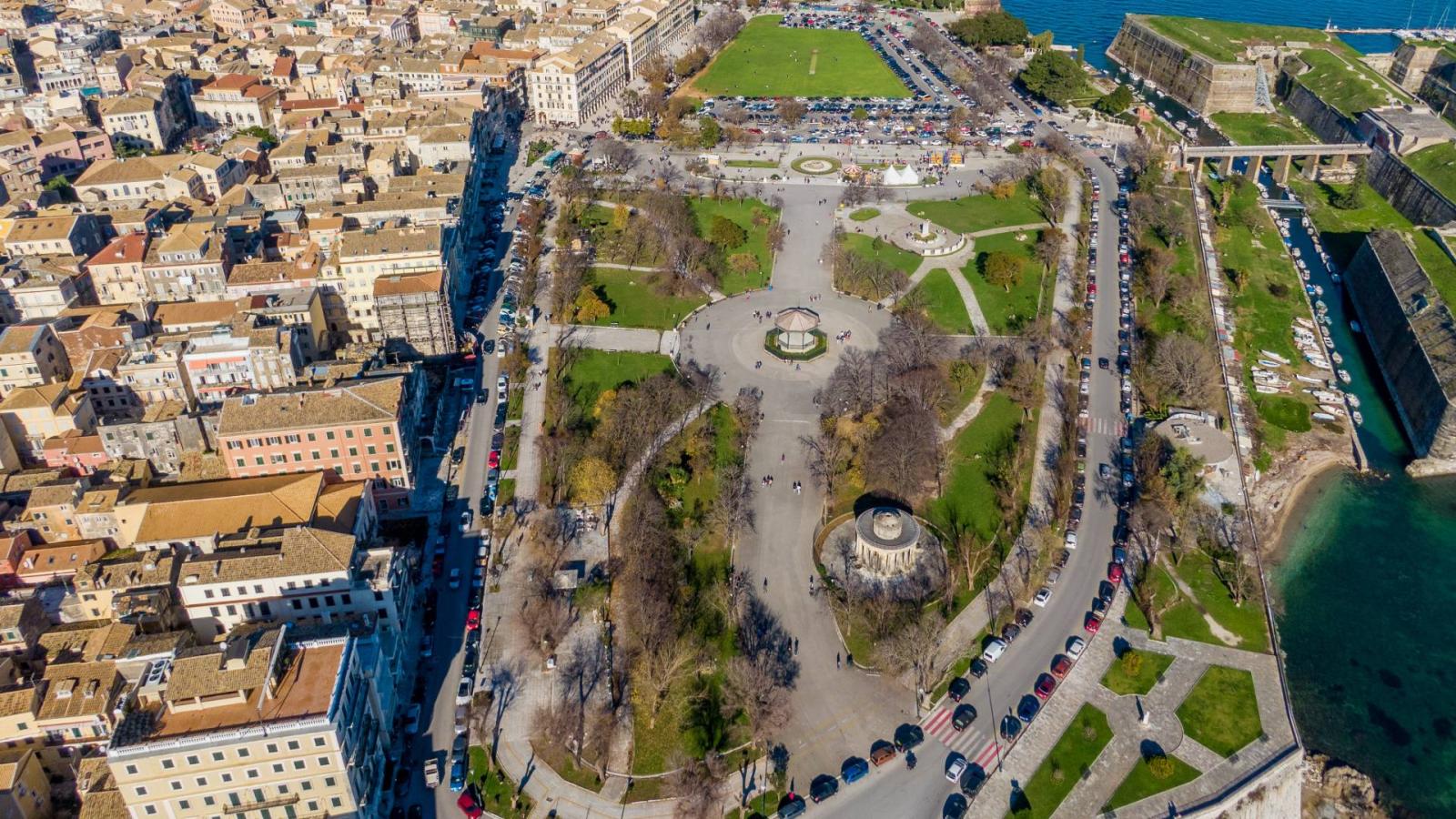 spianiada.jpg Σπιανάδα