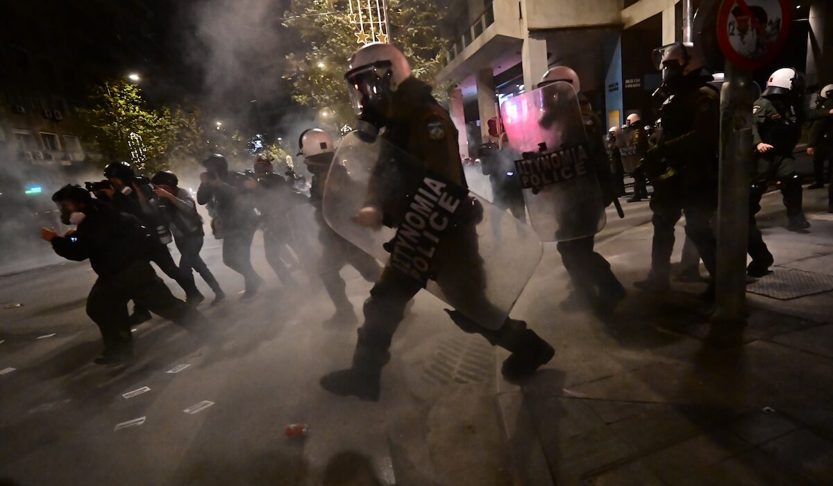 γρηγοροπουλος επεισόδια