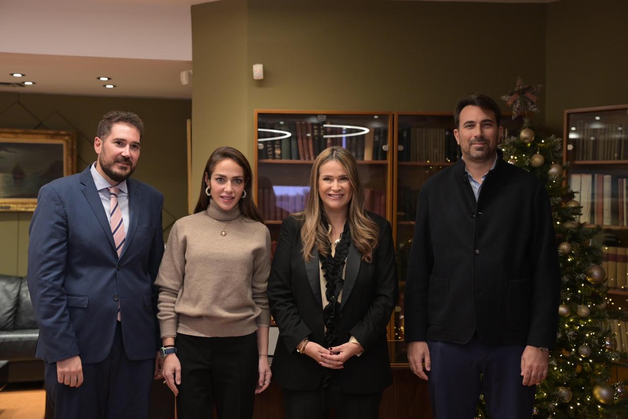 dom161225_2.jpeg Ευρωπαϊκή Κάρτα Νέων