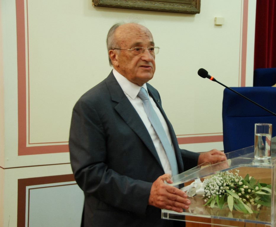 gevrgiadhs_18.jpg Ο καθηγητής του ΕΚΠΑ, Απόστολος Γεωργιάδης