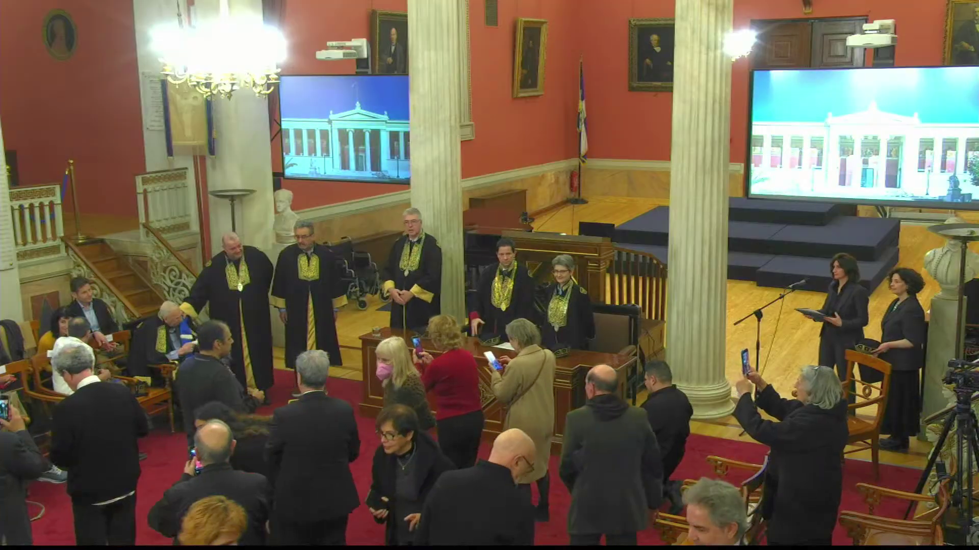 ΛΑΜΠΡΙΝΟΣ 2.