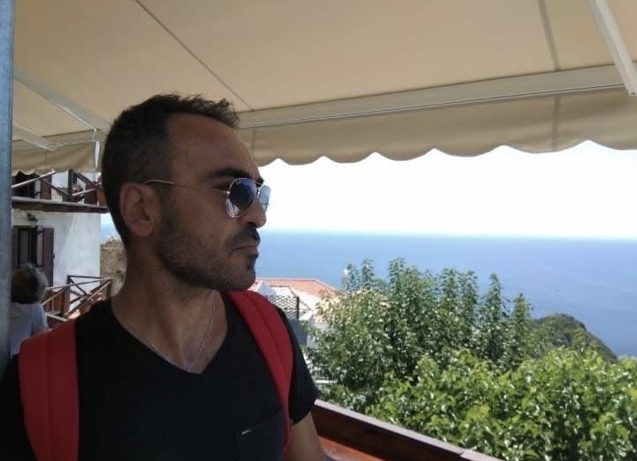 Γιώργος Πετρόπουλος