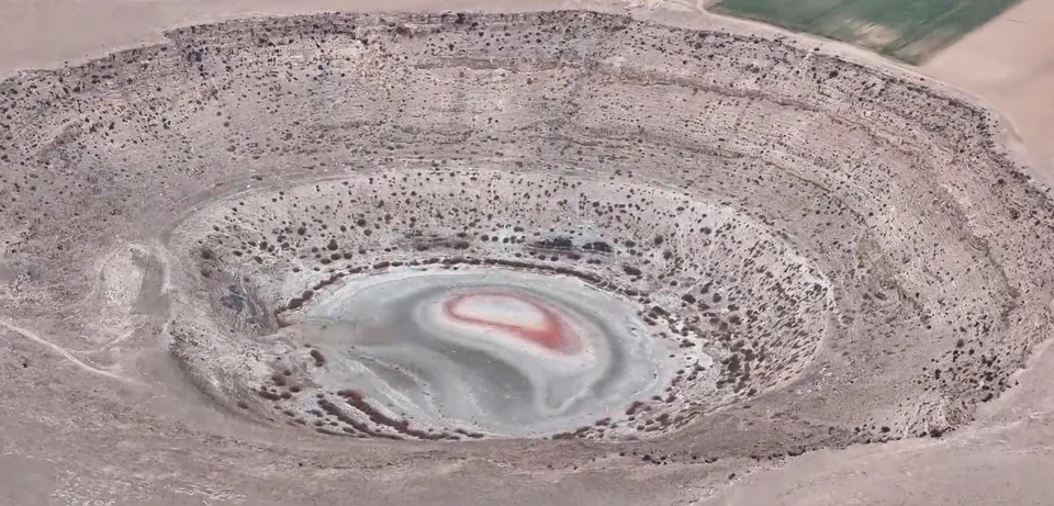 tourkia-katavothra2.jpg Τρόμος στη Τουρκία: 700 τεράστιες καταβόθρες καταπίνουν τη γη