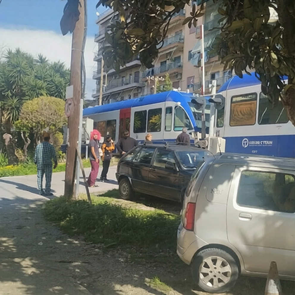 Πάτρα, ατύχημα με ΙΧ και τρένο