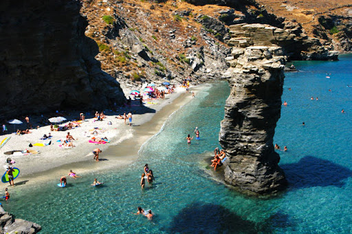 Παραλία της Γριάς το Πήδημα