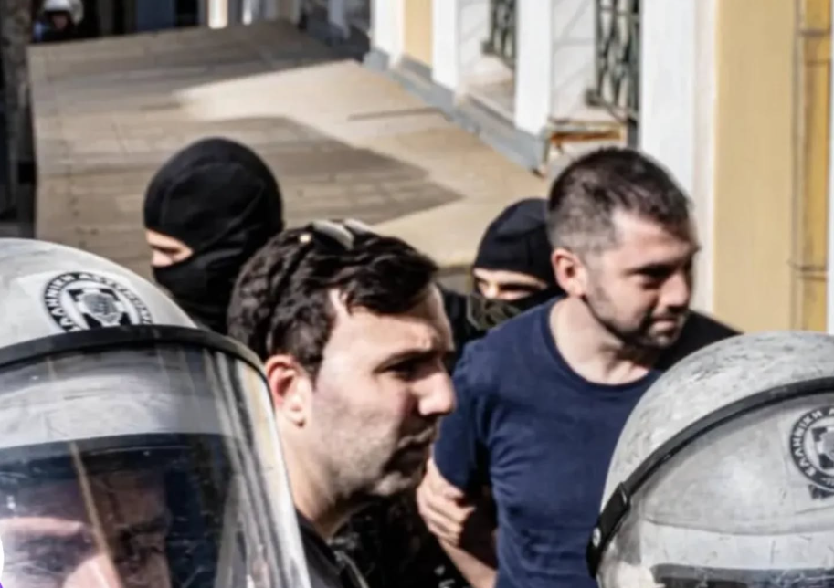 Νίκος Ρωμανός