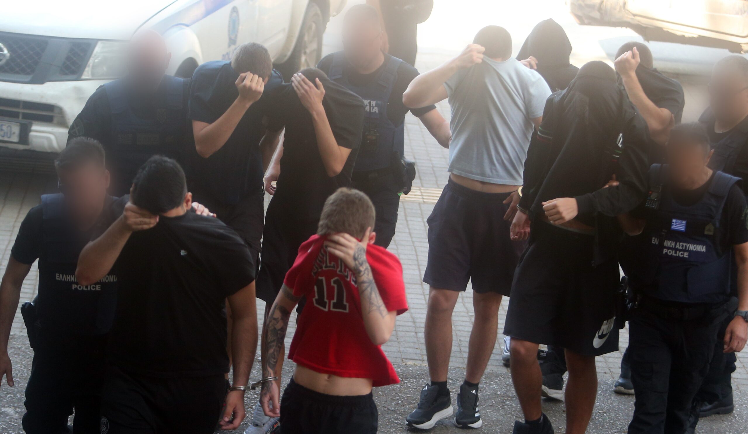 Ξεκίνησε ενώπιον του Μικτού Ορκωτού Δικαστηρίου Θεσσαλονίκης η ακροαματική διαδικασία για τη δράση της αυτοαποκαλούμενης «Εθνικιστικής Νεολαίας Θεσσαλονίκης».