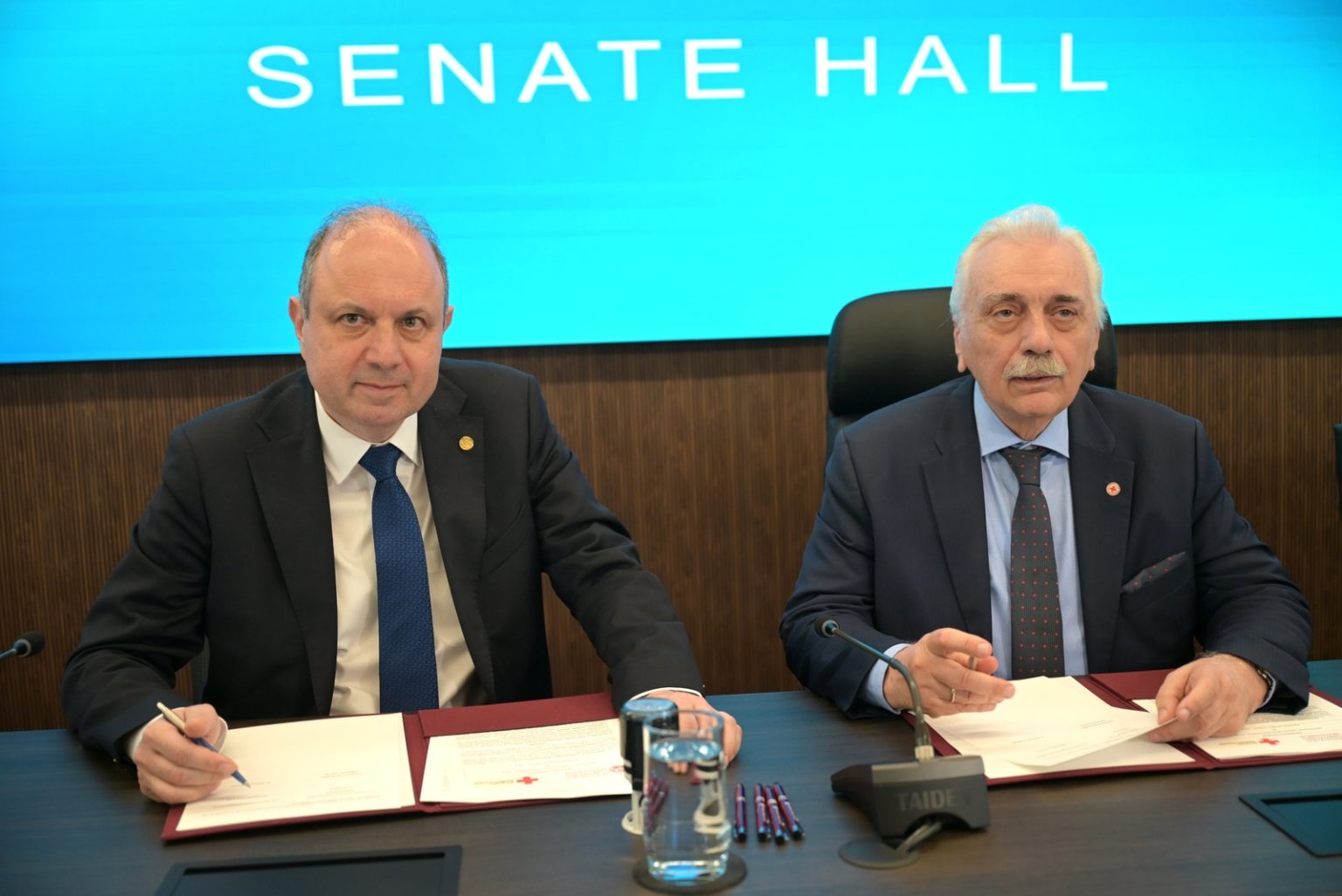 ΑΠΘ Ερυθρός Σταυρός