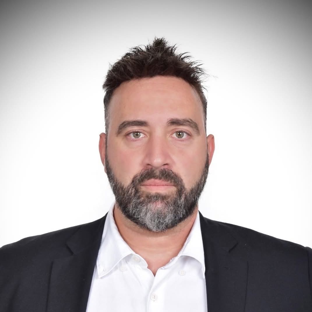 ο βουλευτής Β2 Δυτικού Τομέα Αθηνών, Γιώργος Μανούσος