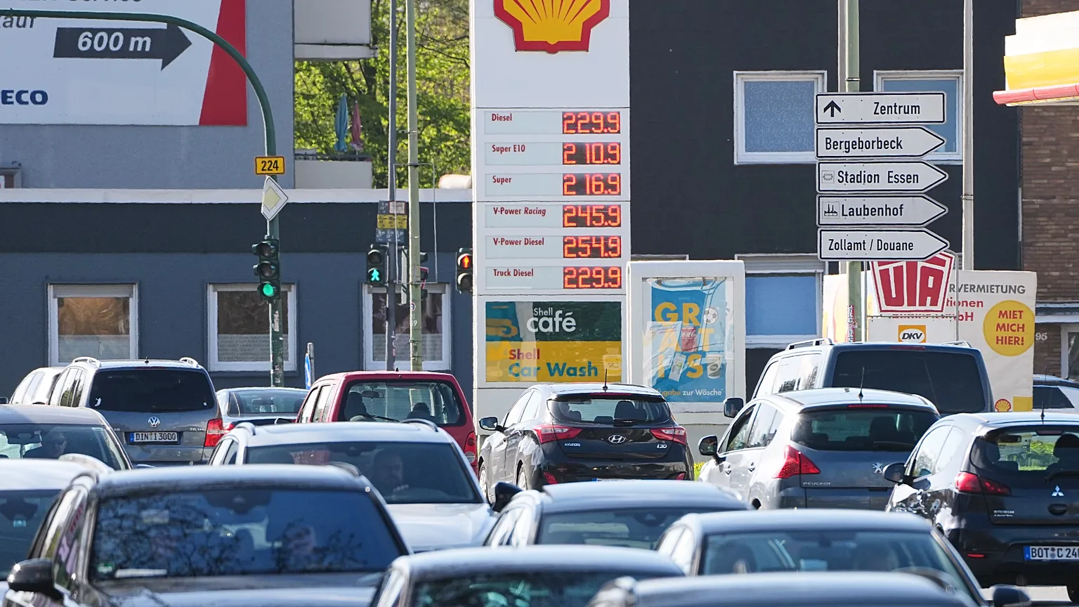 Τιμή βενζίνης