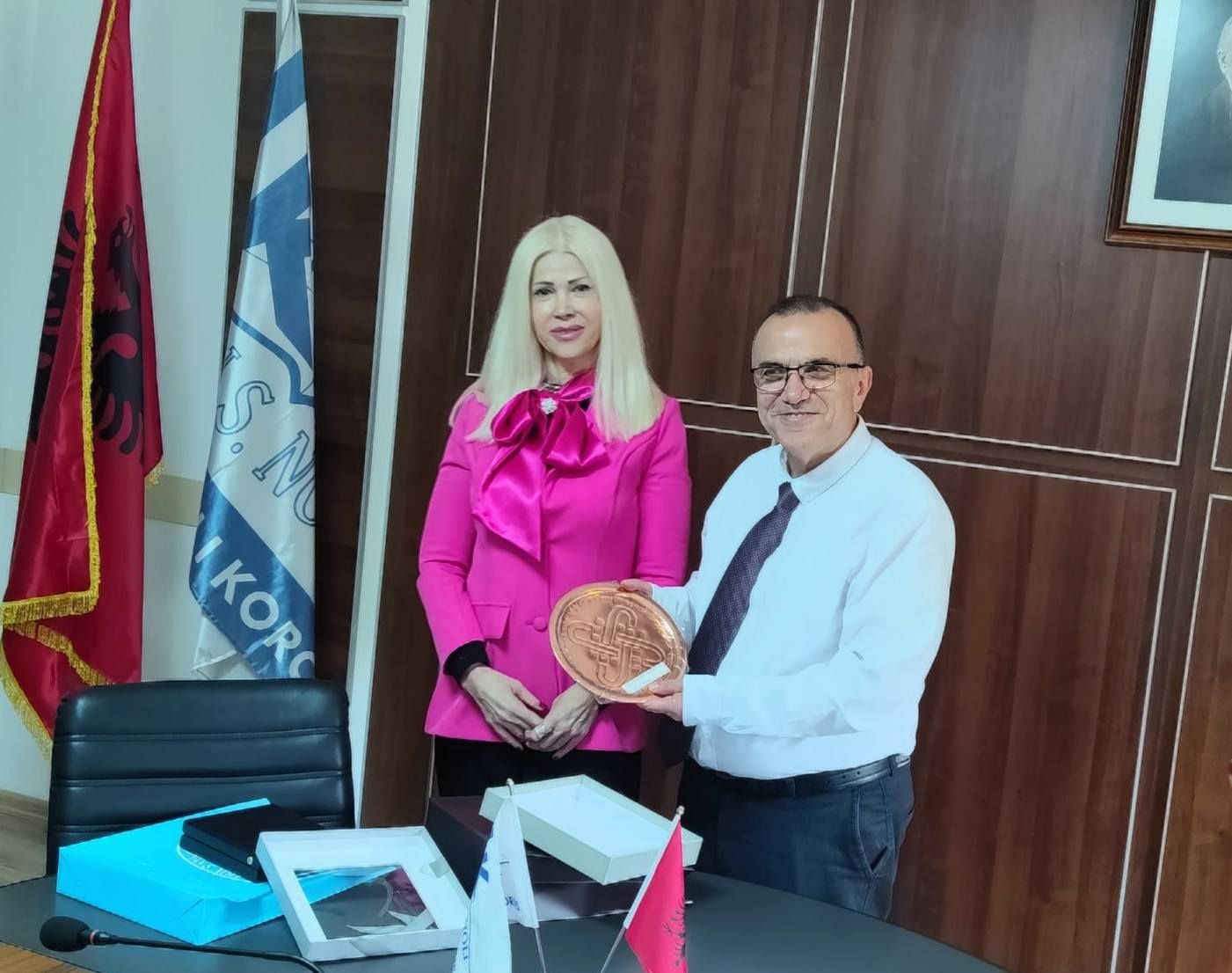 pan_ditikis_makedonias_koritsa.jpg Πανεπιστήμιο δυτικής μακεδονίας